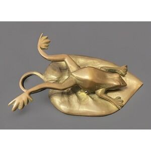 Vintage Figure Mid Century Brass Frog Lily Pad Letter Desk Clip Paper Holder